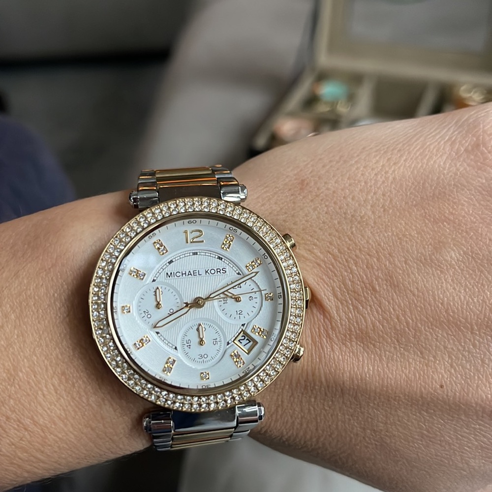 In excellent condition watch by Michael kors